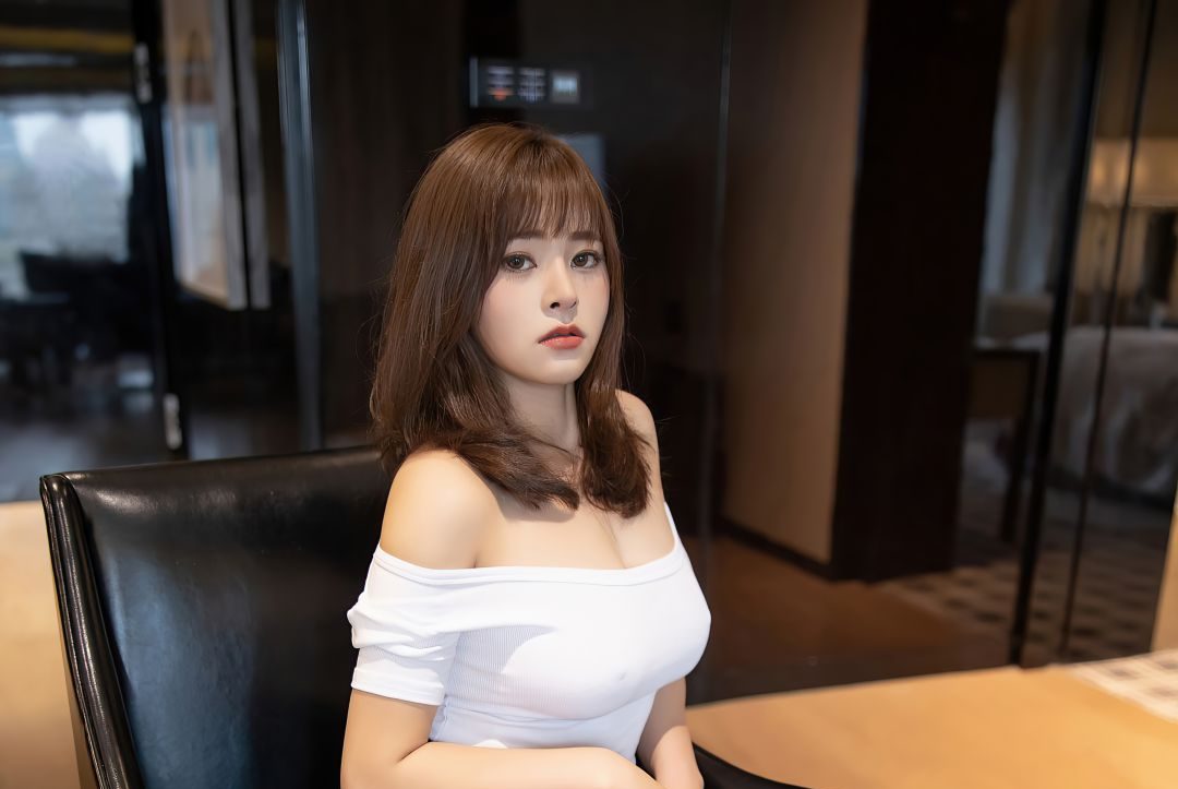 奈沐子 制服诱惑黑丝 写真套图资源包