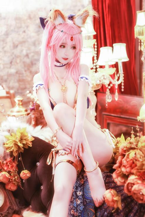 yui金鱼 洛天依写真套图合集下载