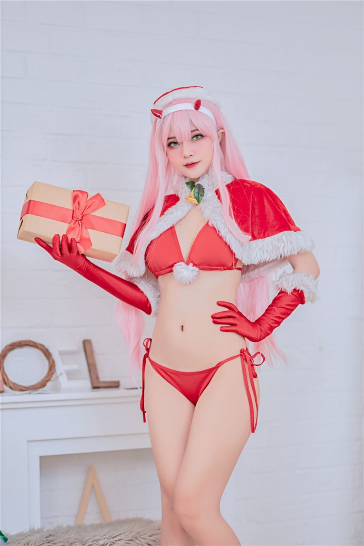 Azami 白丝厨娘 写真图片以及视频资源合集 Azami 白丝厨娘 写真图片以及视频资源合集