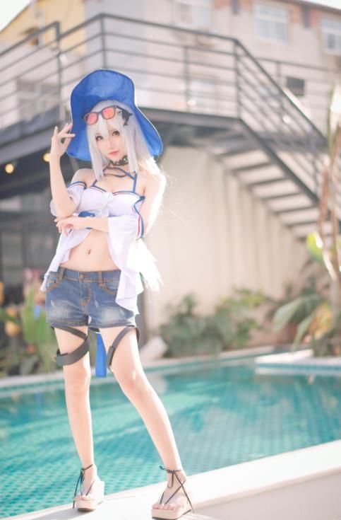 花柒Hana 和服清纯写真图片以及视频资源合集