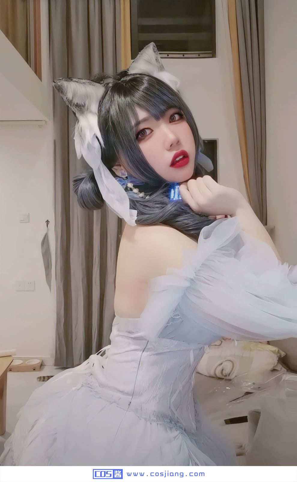 啊日日_Ganlory  护士制服性感白丝写真图片以及视频合集下载