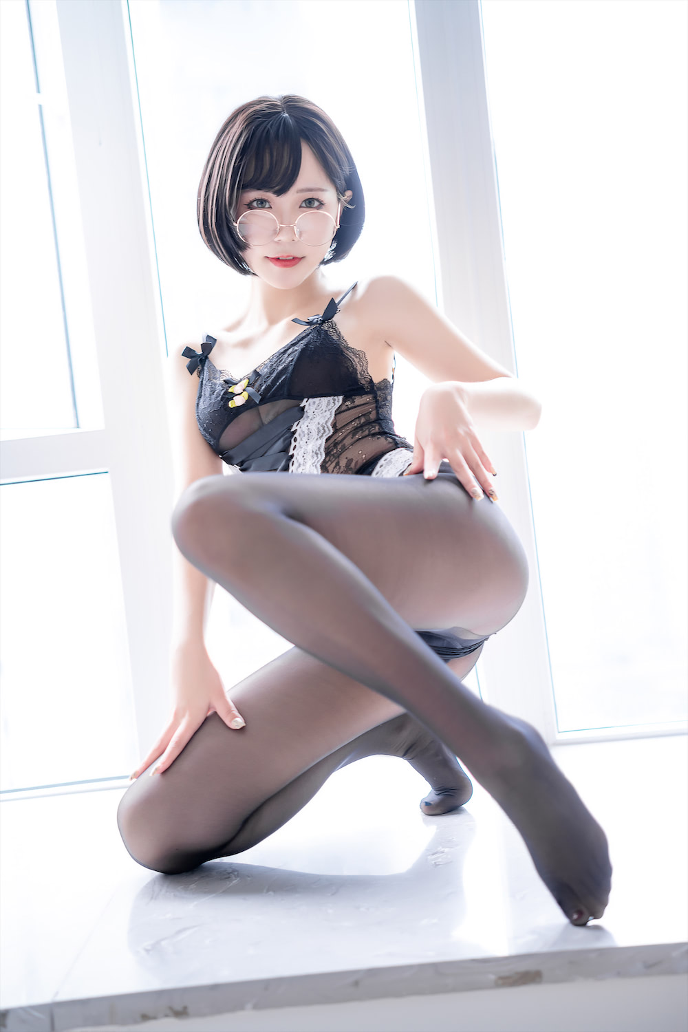 蓝小沂KiKi  OL黑丝女仆美拍写真套图合集