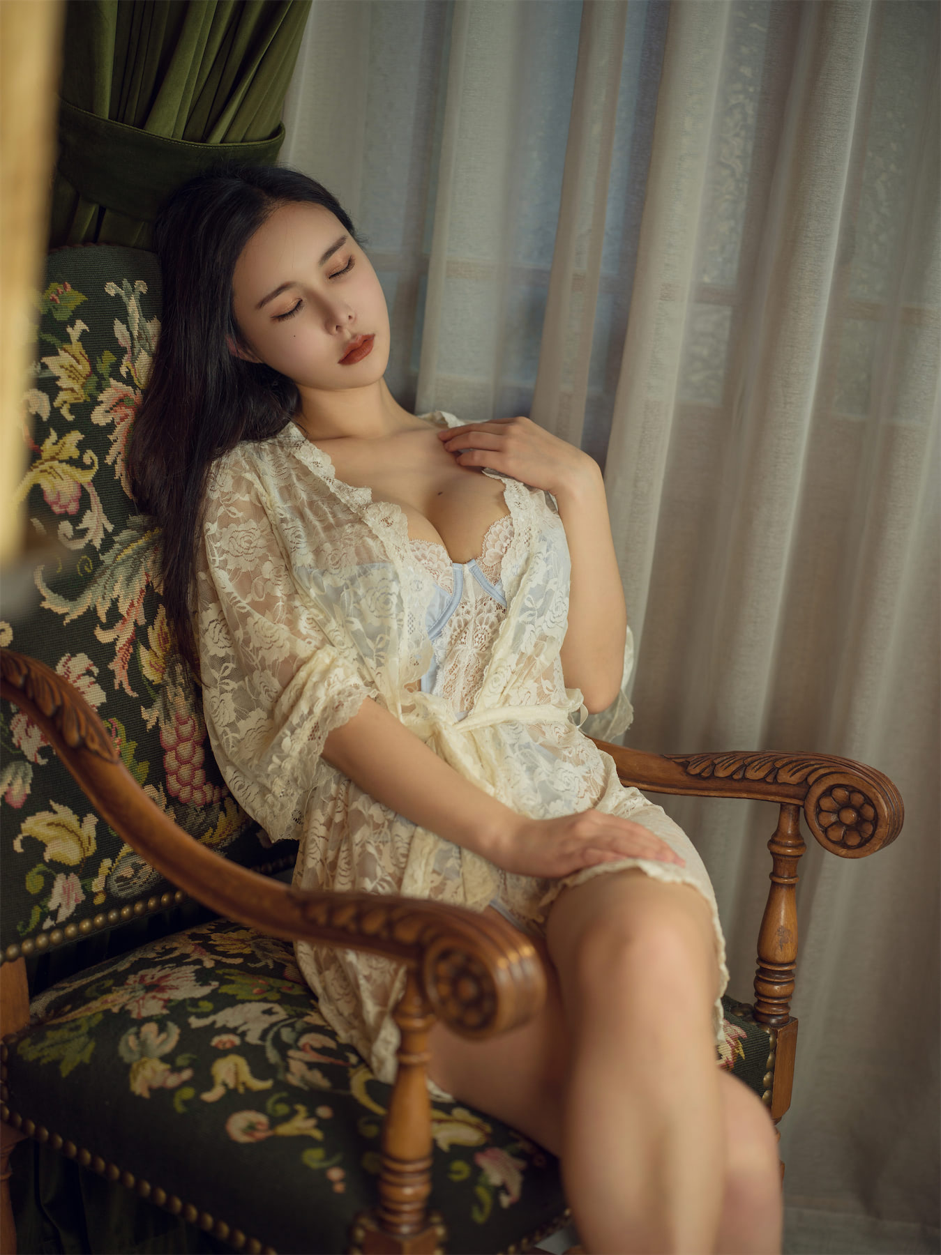 亚马逊鲶鱼 护士写真资源合集下载