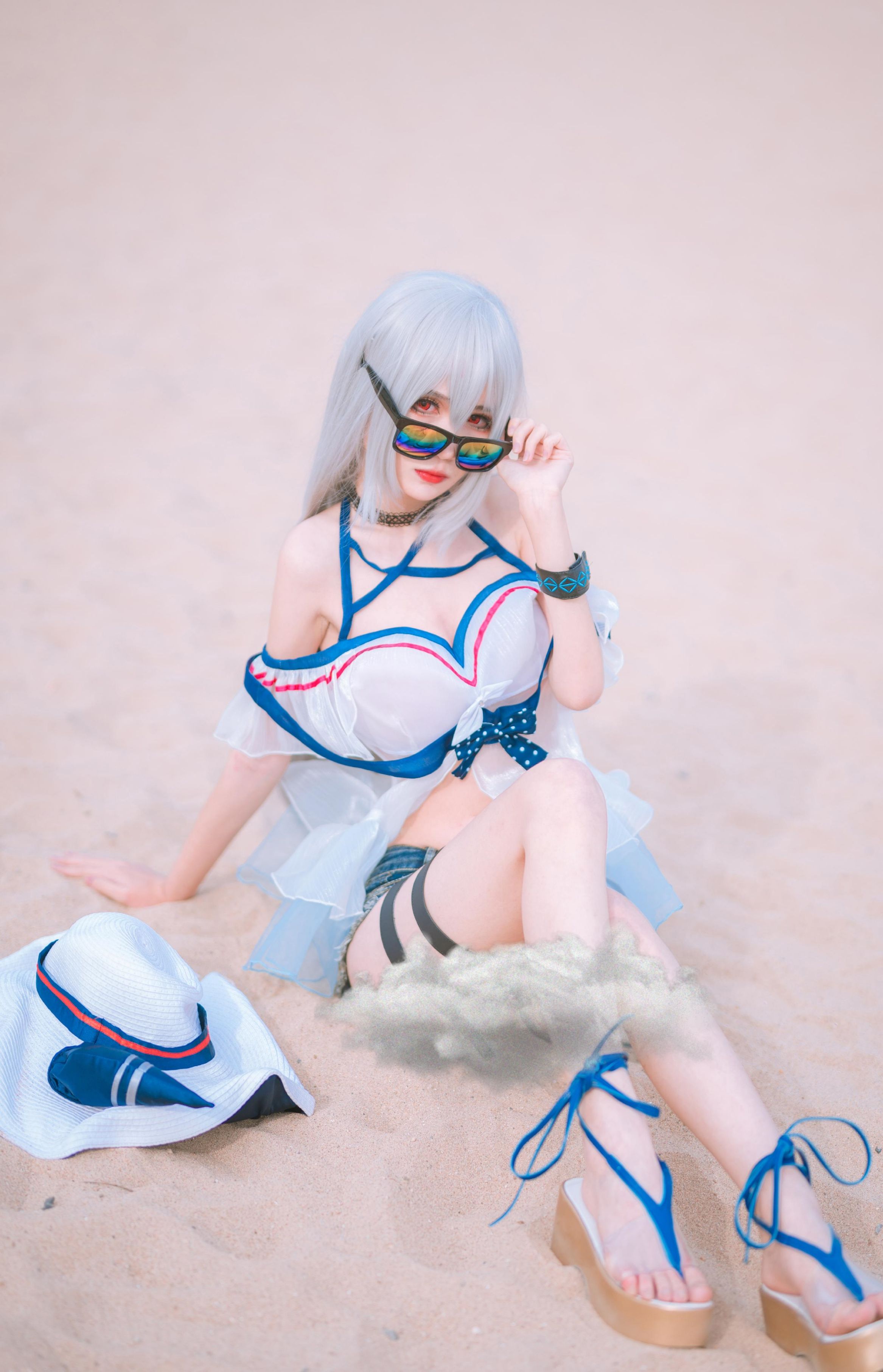 妖君白研 美足控福利 COS漫展场照合集下载