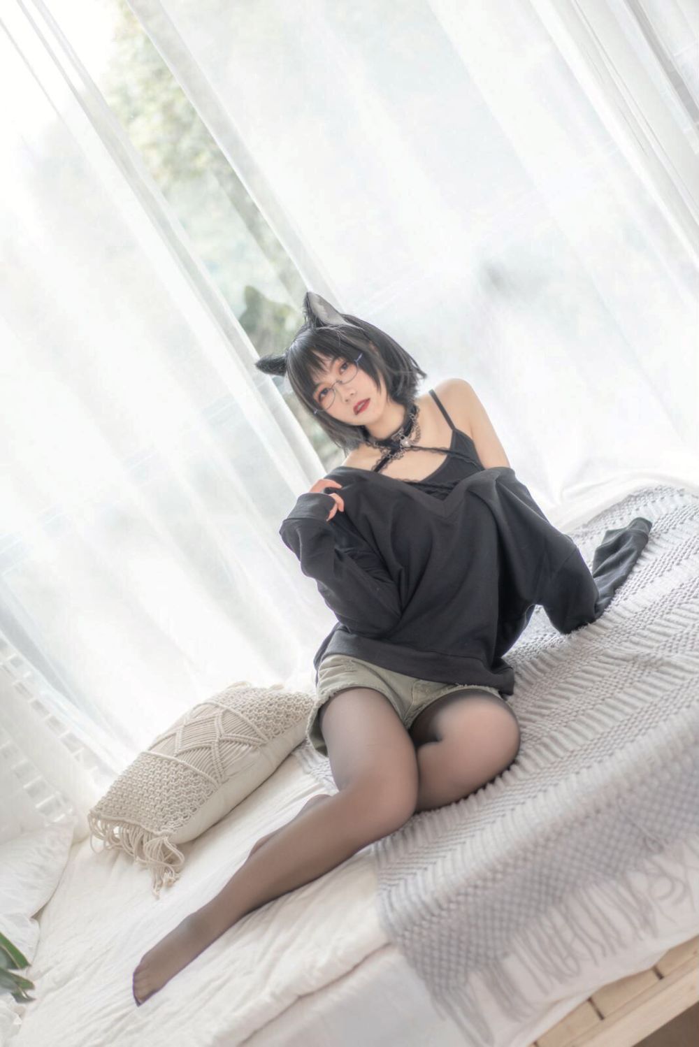 枸名(逐月su) 丝袜美腿福利日常写真资源合集下载