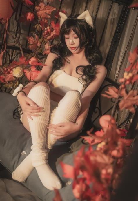 棕桠阿狗崽 睡衣福利美拍写真图包合集下载