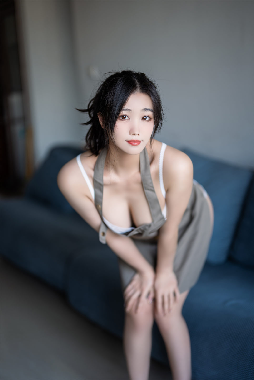 汪知子 制服OL写真图片以及视频合集下载