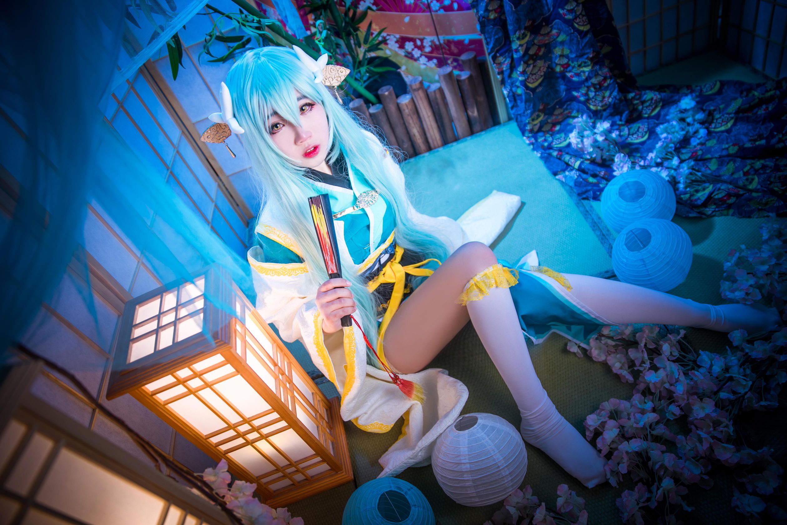 茕欢 萝莉少女控 COS御姐王者荣耀孙尚香图集下载