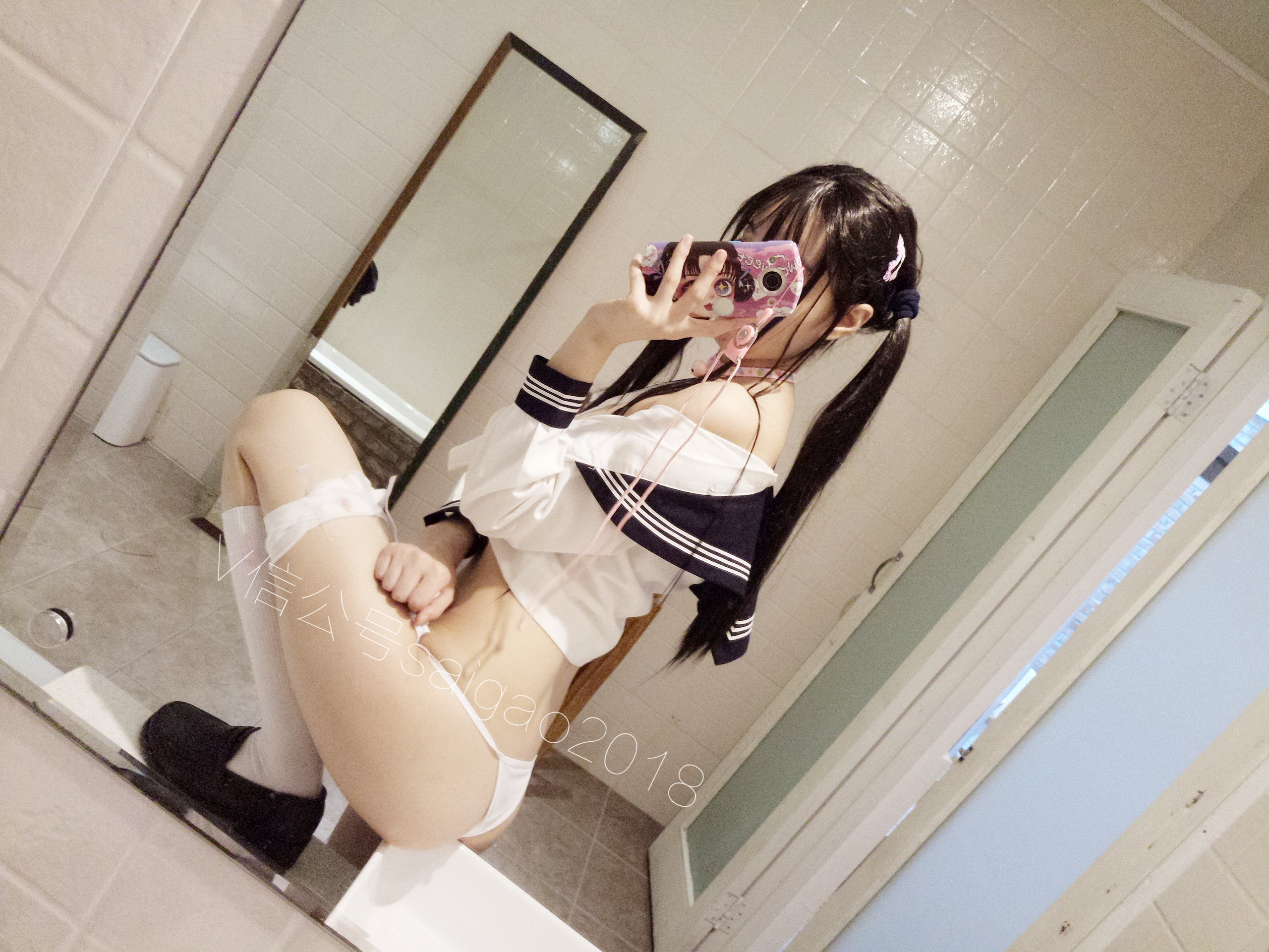 赛高酱NO.03 2019七夕特典:黑长直色气loli水手服写真[199P6V-772MB]