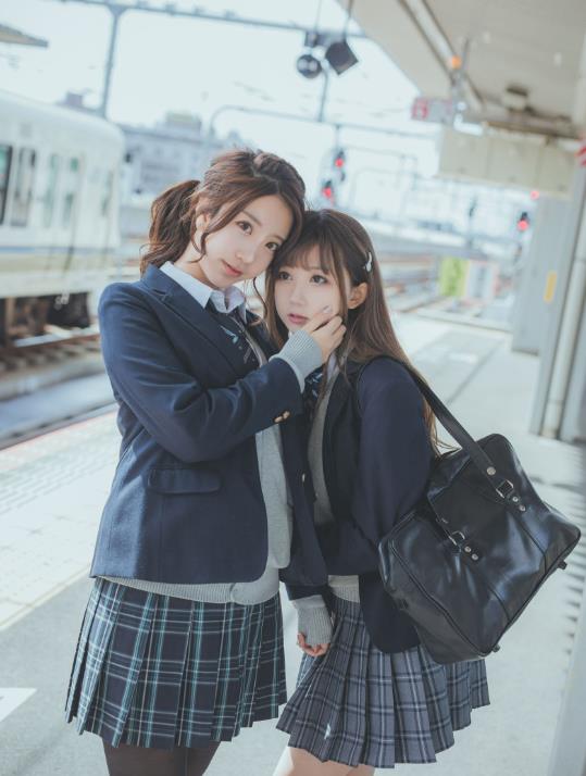 黑川 比基尼泳衣福利写真套图合集下载