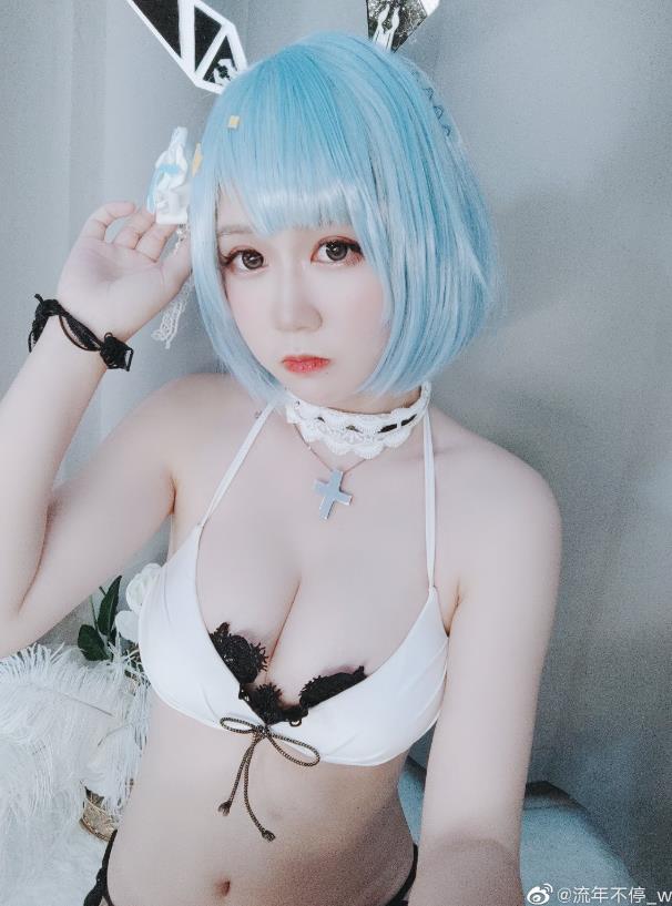 流年不停_w 粉色女仆二次元写真资源合集下载