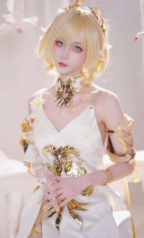 弥音音 白丝美腿福利写真图片资源合集下载