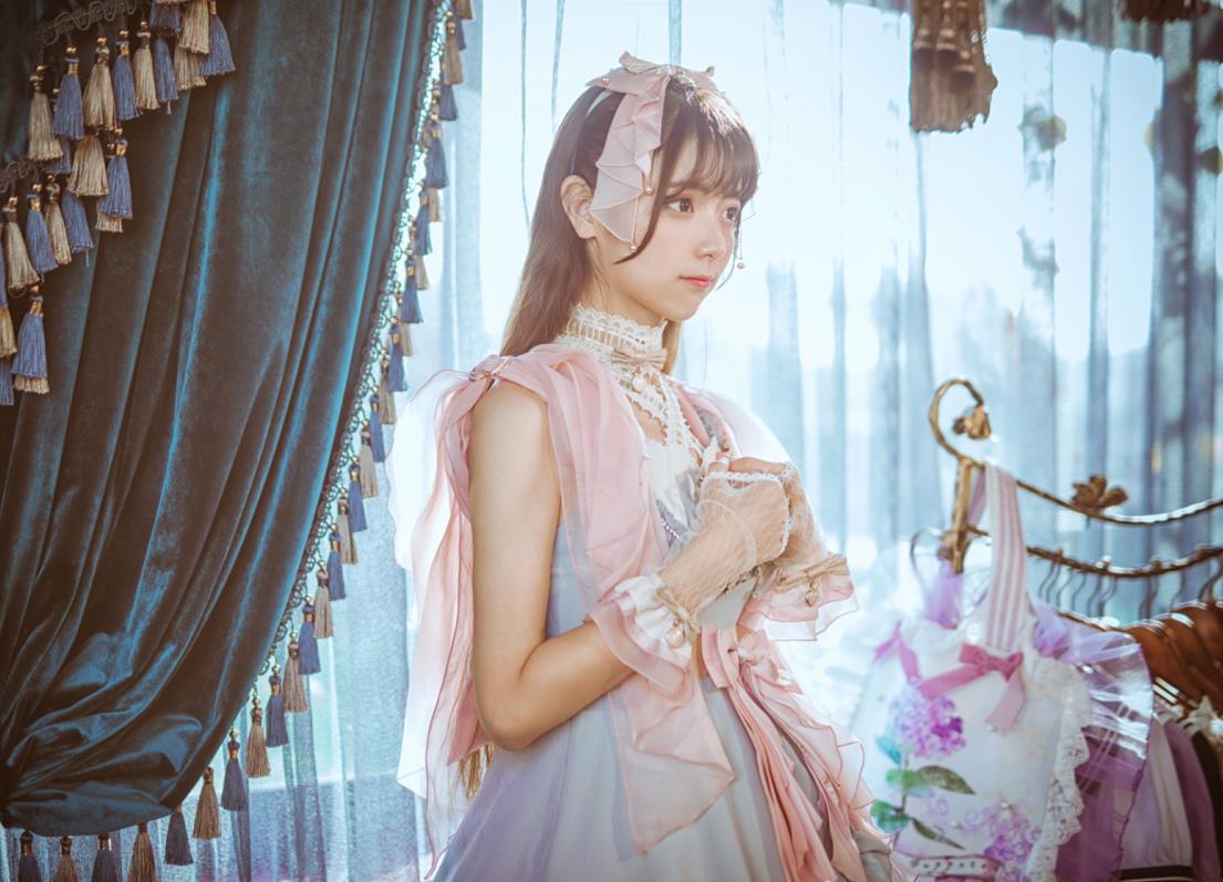 陆卿卿 NO.01 Lo娘 [14P-49MB]