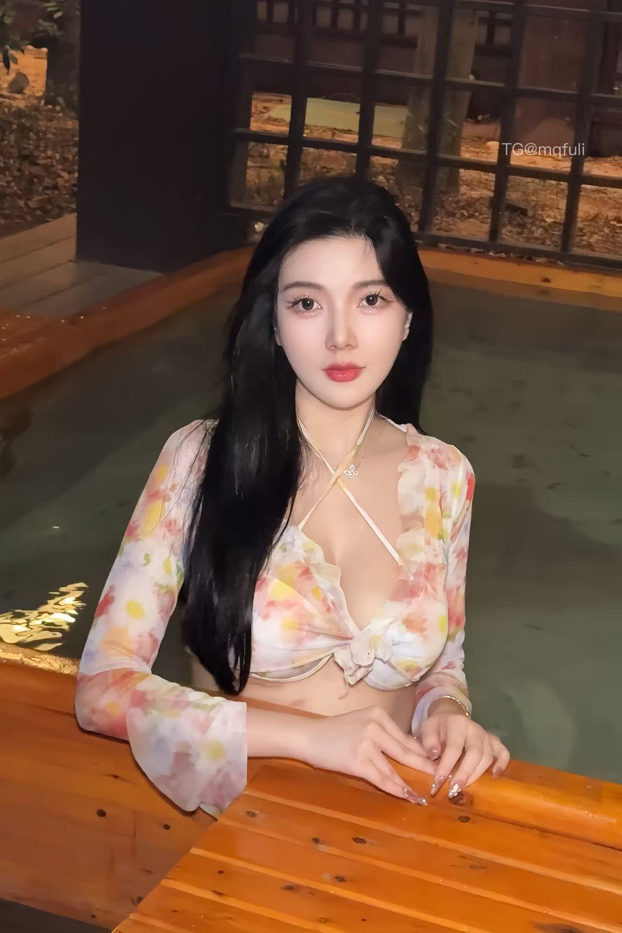 KK战神 巨乳美女 写真图片以及视频合集下载