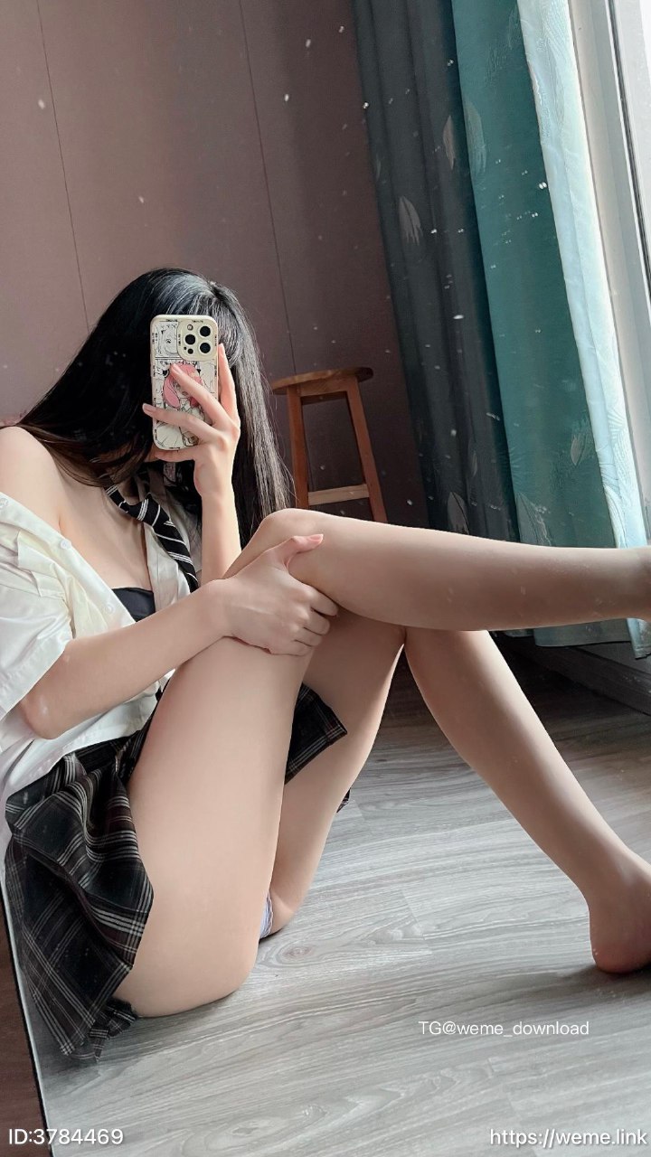 刘雅萌 丝袜少女控 微密圈写真套图合集下载 刘雅萌 丝袜少女控 微密圈写真套图合集下载