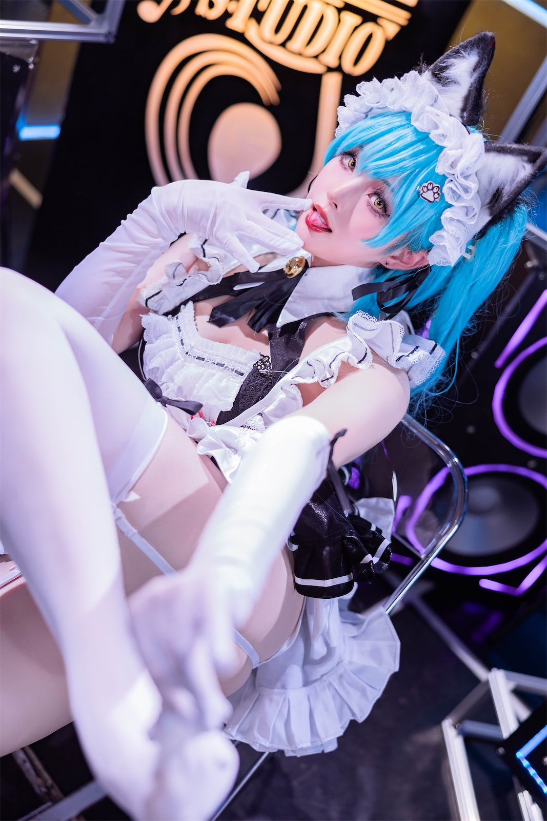 Natsuko夏夏子 巨乳美腿福利写真图片资源合集下载