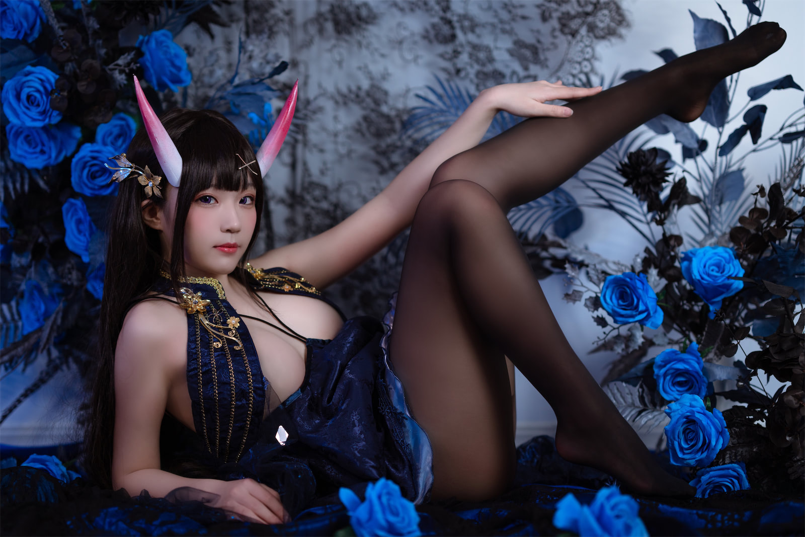 弥美Mime 泳池内衣写真图片以及视频合集下载