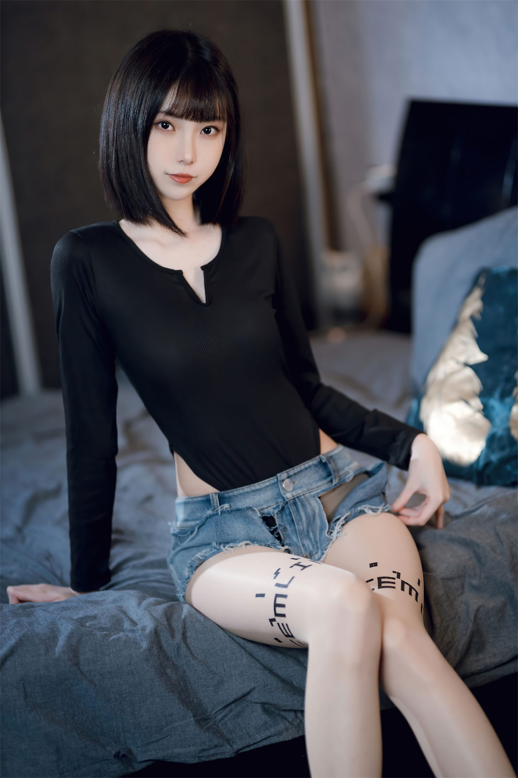 许岚LAN 极品美腿足控写真图包合集下载 许岚LAN 极品美腿足控写真图包合集下载