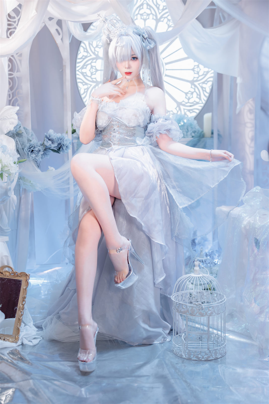 轩萧学姐 丝袜御姐女警写真资源合集下载