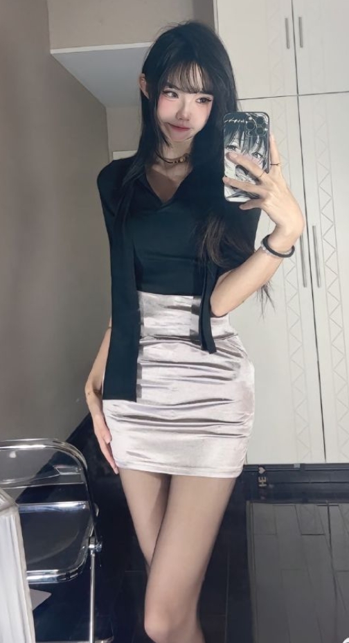 囧静 女仆装萝莉控 微密圈写真套图下载