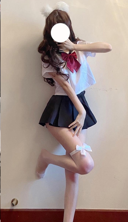 草莓酸奶 水手服少女制服诱惑 微密圈写真资源下载