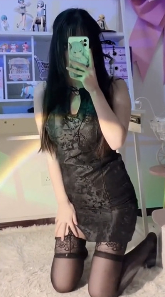 奶糯 猫耳娘丝袜少女福利 写真资源合集下载