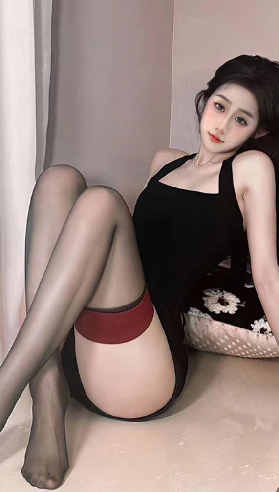 Biubiu呼 波点白丝萝莉 微密圈写真图包下载