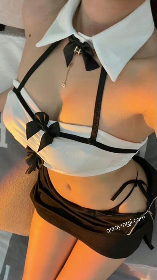 波浪海苔 白色镂空蕾丝 微密圈写真资源合集下载