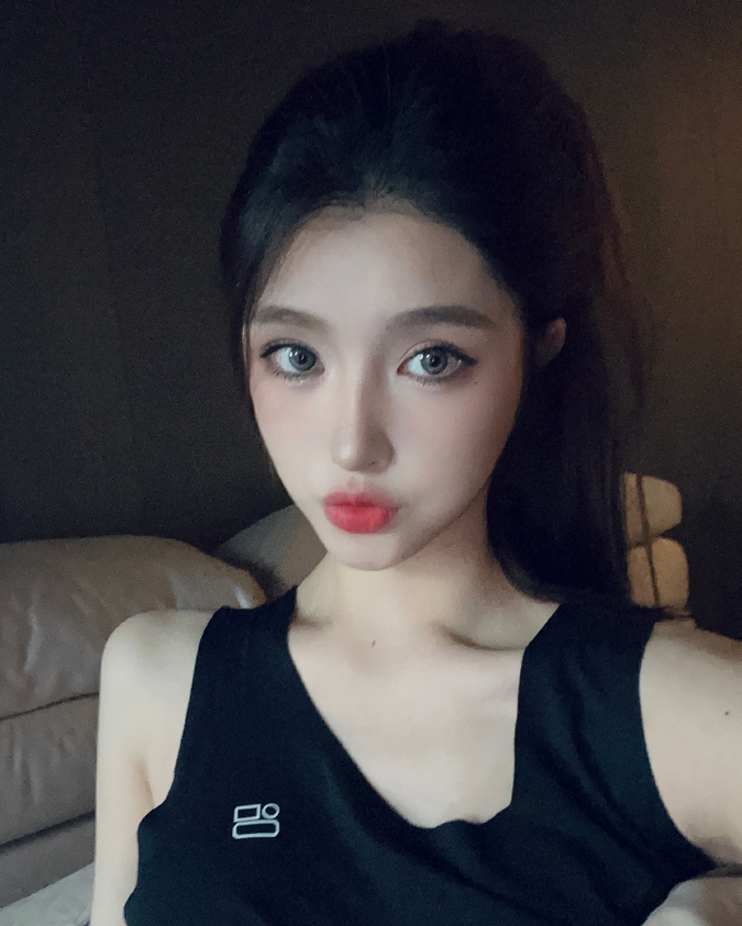 晴子兔呢 蜜桃臀丝袜美女 写真资源合集下载