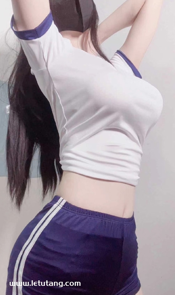 粉粉兔叽 萝莉白丝美足 微密圈写真资源合集下载