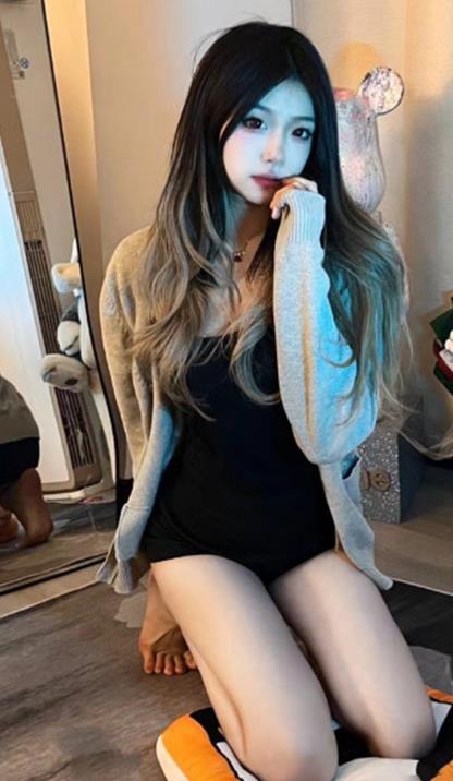 无敌橙子 渔网白丝萝莉控 写真图包合集下载