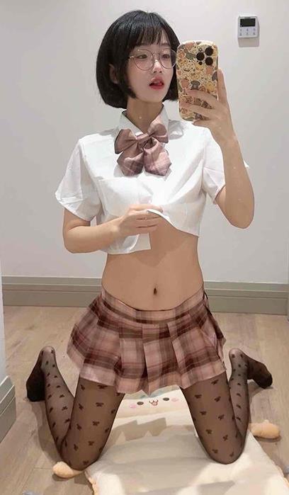 王胜利 和服黑丝御姐 写真图包合集下载