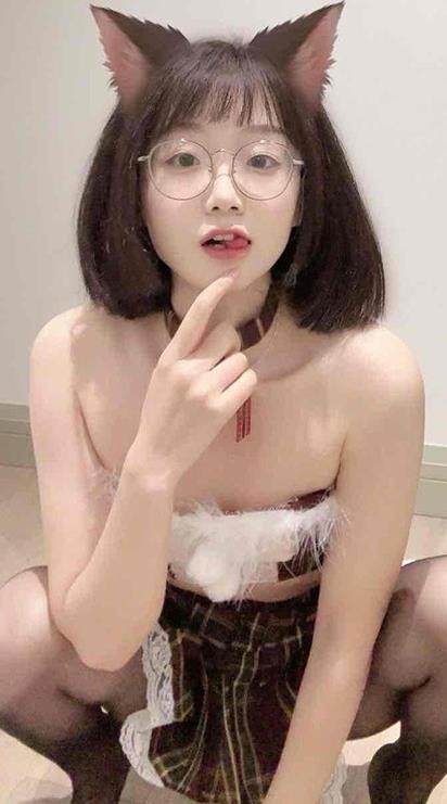 王胜利 和服黑丝御姐 写真图包合集下载