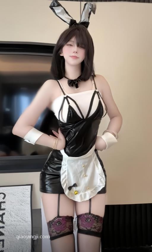 小仙 浴室私房美足 写真资源及视频合集下载