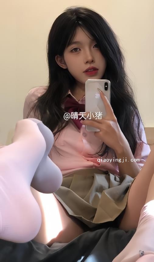 晴天小猪本猪 萝莉白丝美足 微密圈资源及视频合集下载