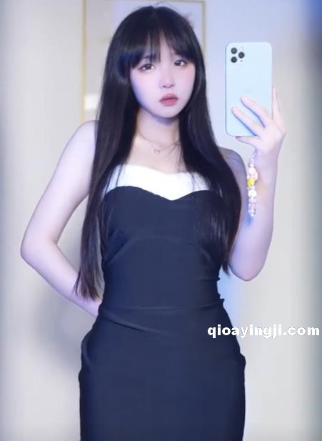 李逍遥xy嗷嗷嗷 制服丝袜 铁粉空间写真套图下载