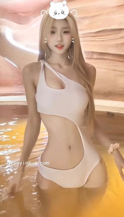 小柴不吃辣 cos护士美腿 微密圈写真合集资源下载