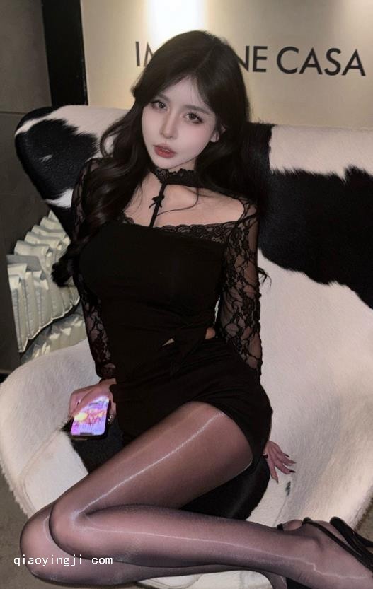 小馨饱饱/机智小森 抖音微密圈写真资源下载