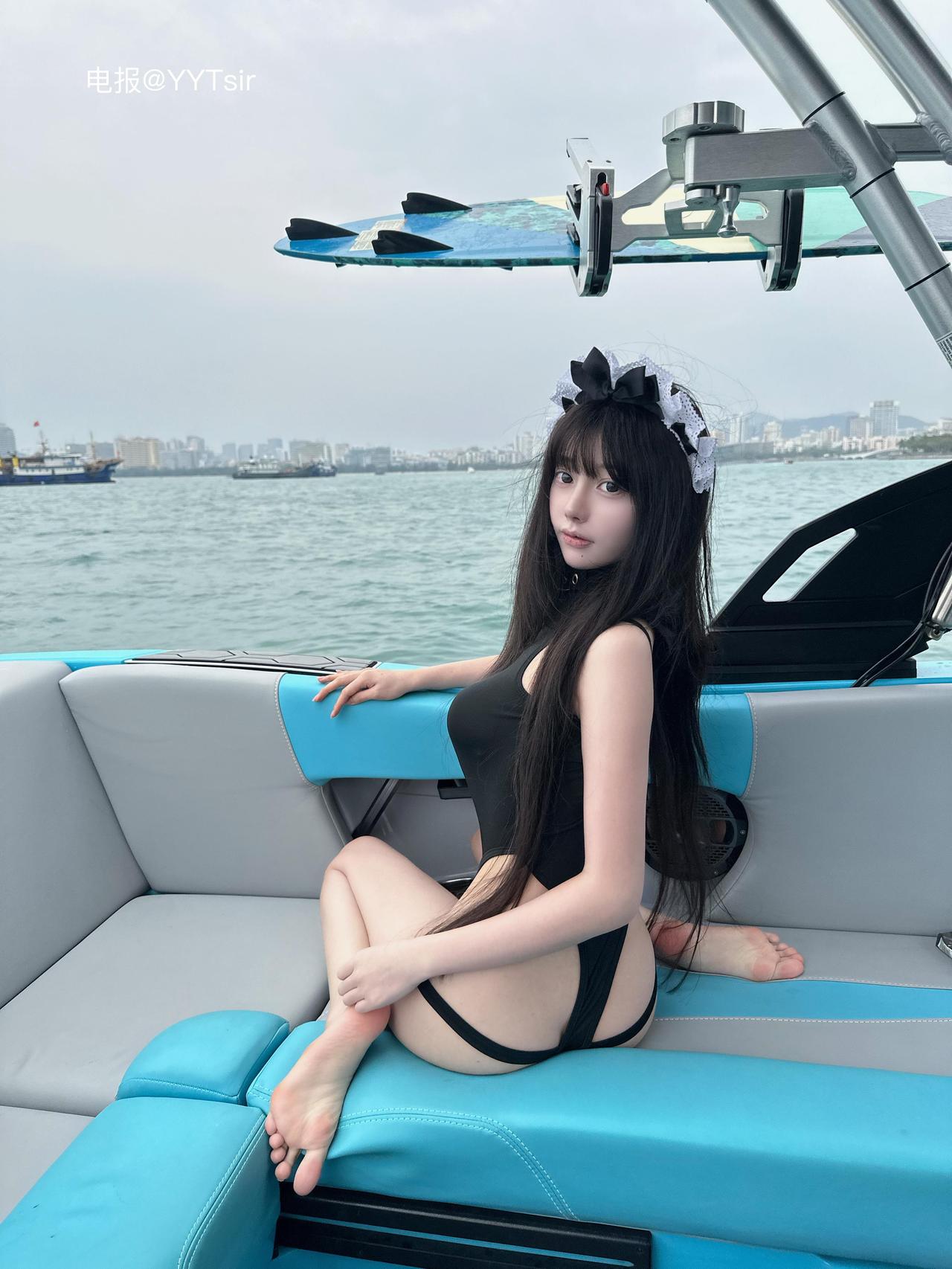 董一涵 浴室私房美足控 写真资源及视频合集下载