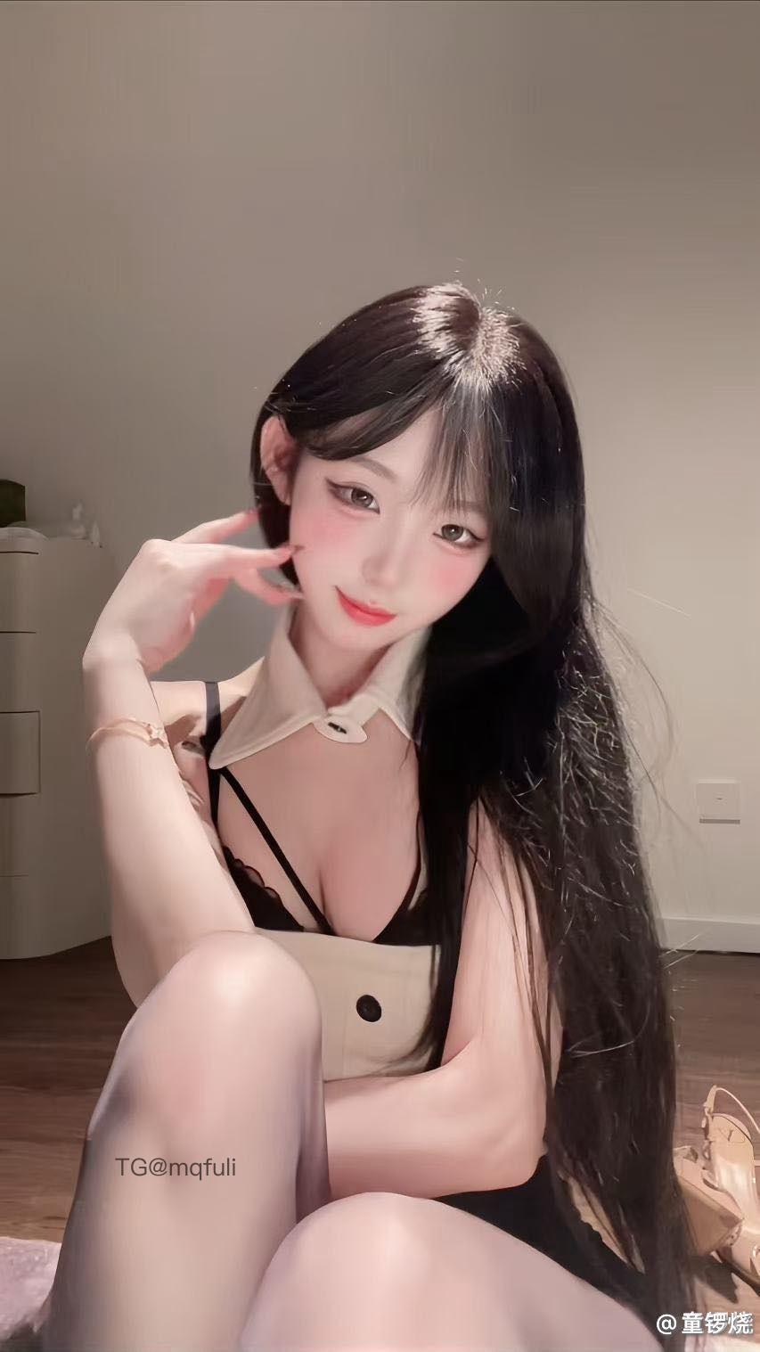 童锣烧（清纯童崽 ）写真资源合集下载