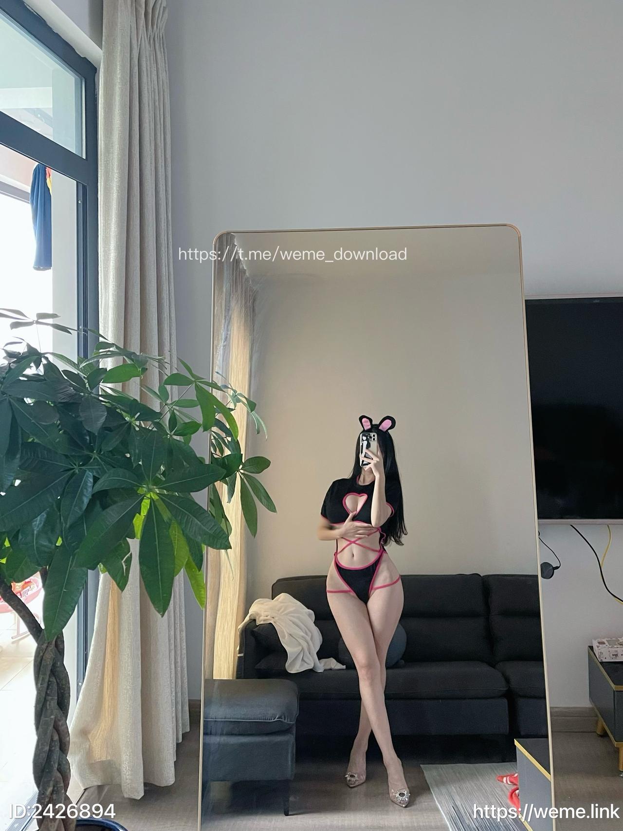 UU宝 蕾丝边肉丝美足 微密圈写真资源全集下载