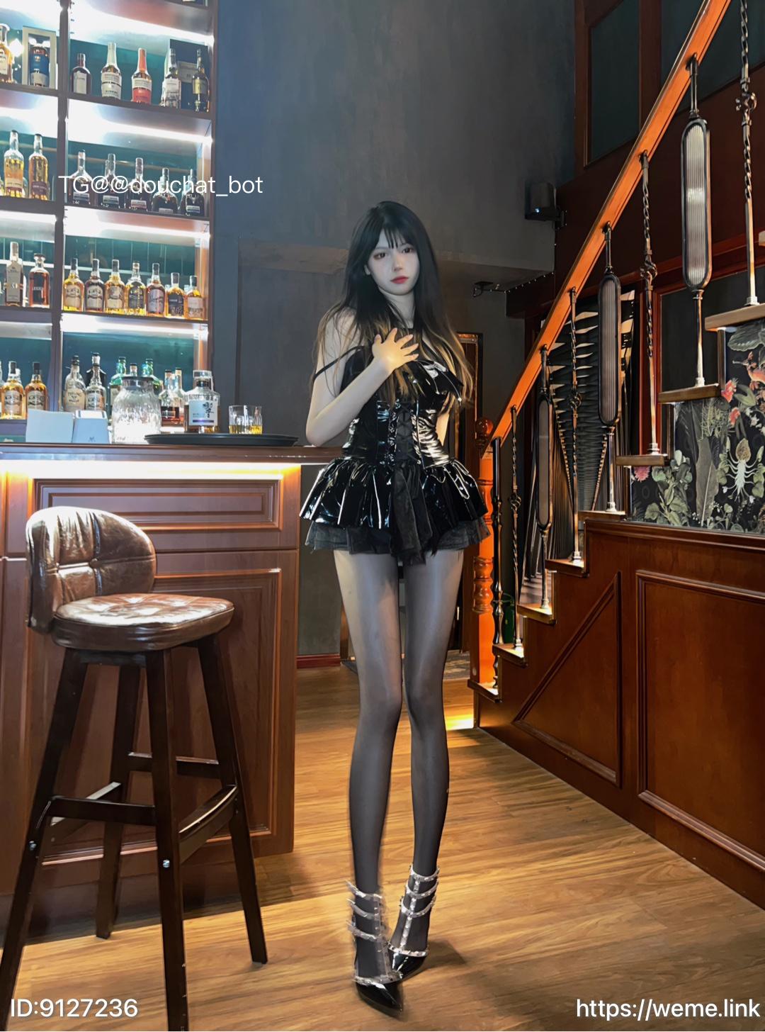 神明同同 巨乳黑丝御姐福利 写真资源图包下载