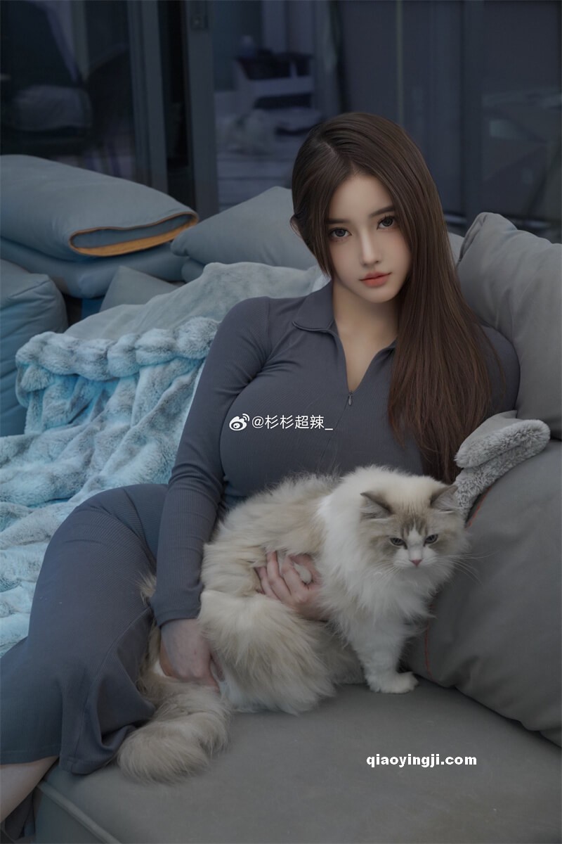 杉杉超辣 蜂腰翘臀御姐写真图包合集下载