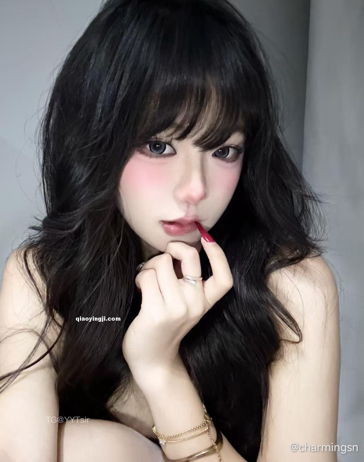 charmingsn 玉足美腿福利私房写真套图下载