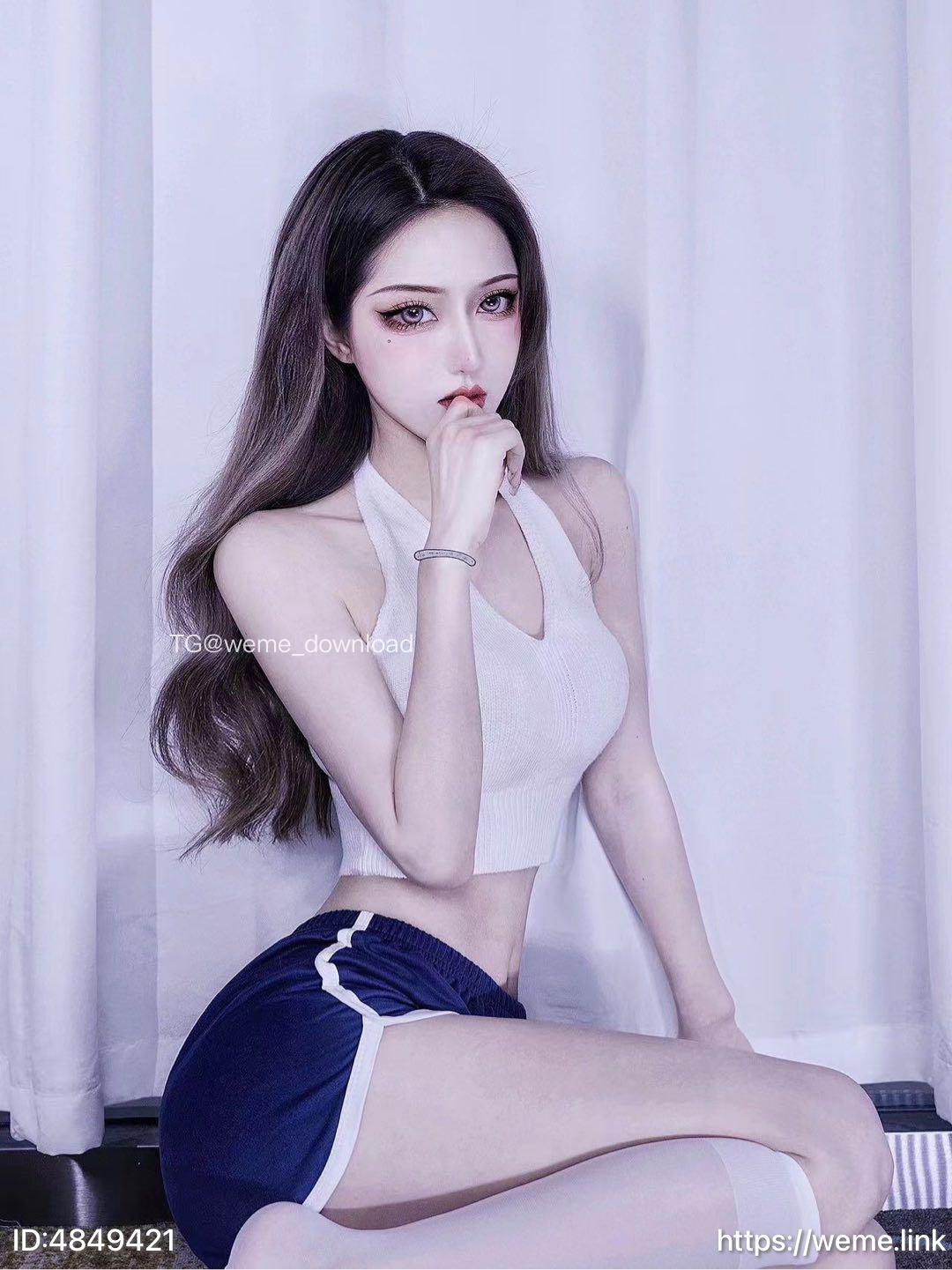 秘秘/秘秘三次方 吊带黑丝美腿福利 写真资源合集下载