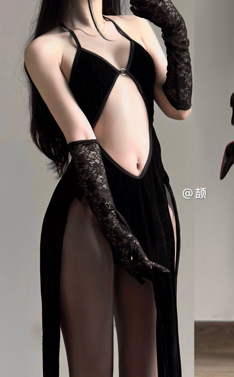 颉颉与猫 巨乳黑丝御姐福利 微密圈写真资源图包下载