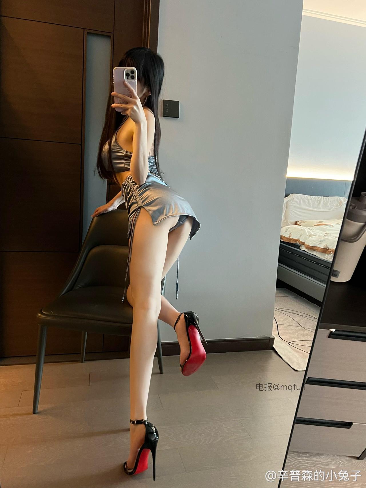 辛普森的兔子 丝袜诱惑 高清写真套图及视频合集