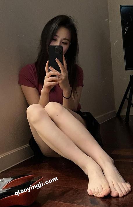 王阿姨 美足控写真福利资源合集下载