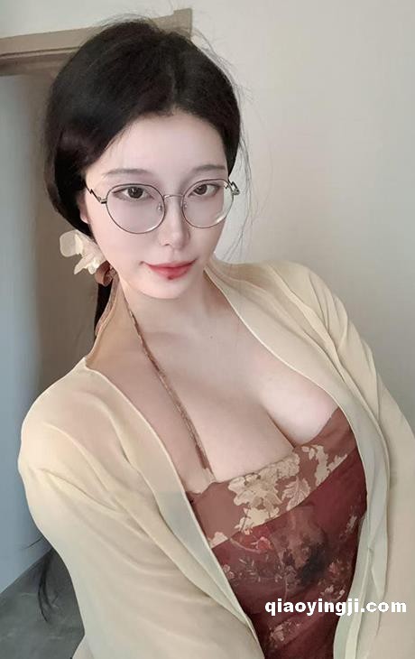 我歇菜了 纤腰巨乳美女写真资源下载