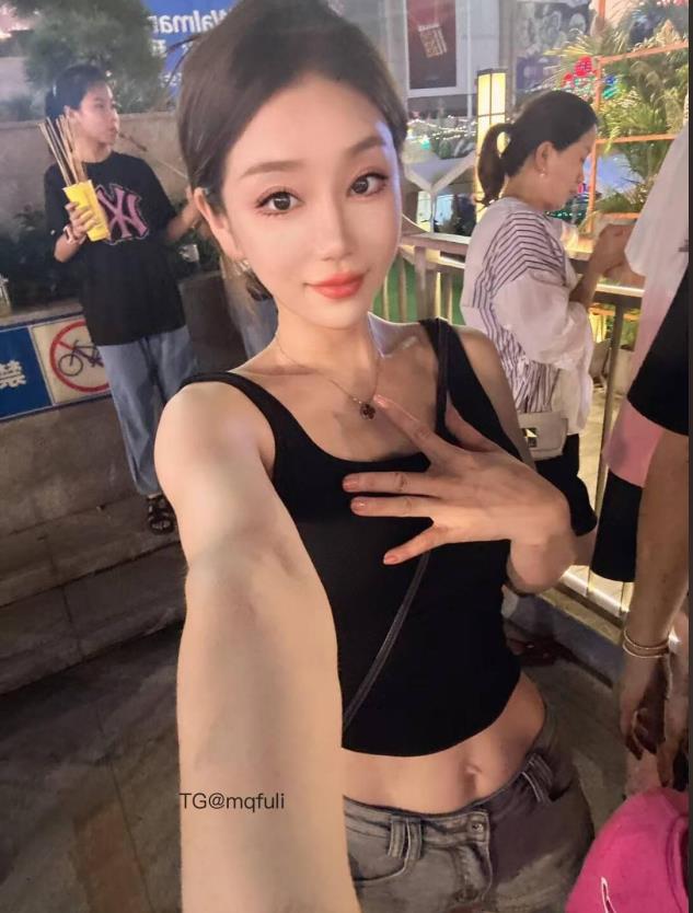 陈猪琦 岛遇写真图片和视频资源下载